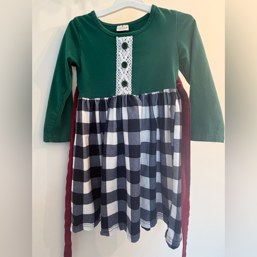 Green and Plaid Long Sleeve Dress